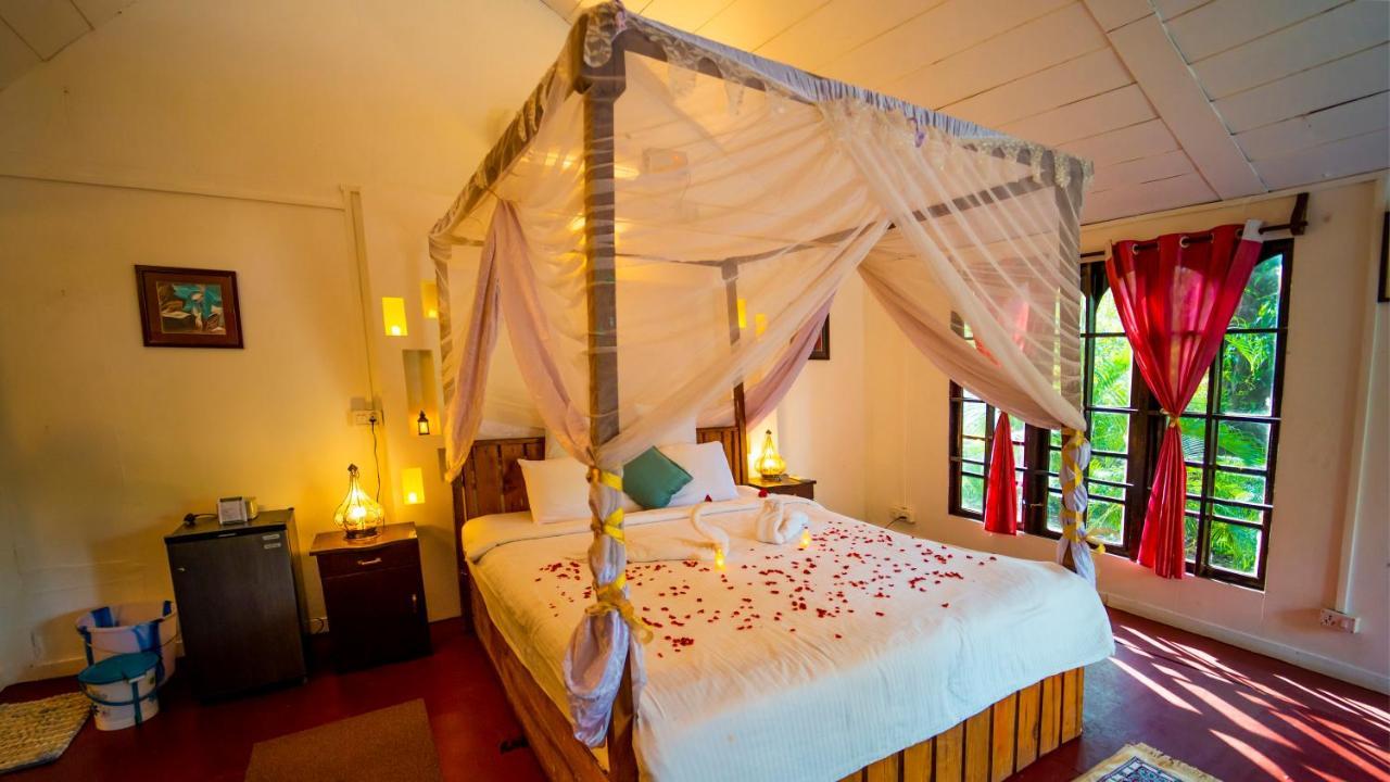 La La Land Resort Goa By Spicy Mango Палолем Екстериор снимка