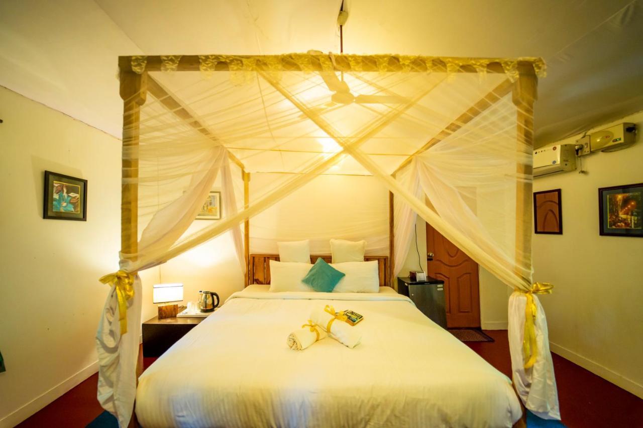 La La Land Resort Goa By Spicy Mango Палолем Екстериор снимка