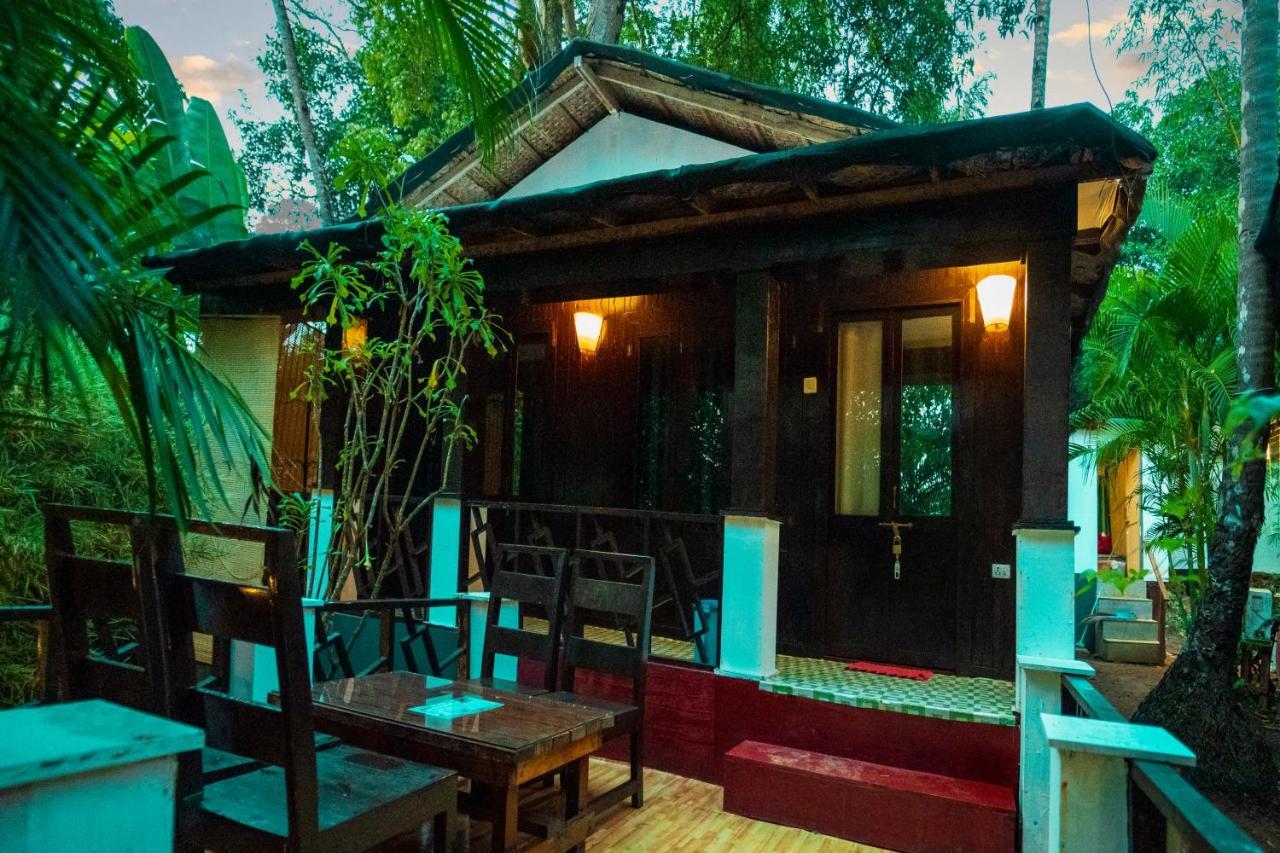 La La Land Resort Goa By Spicy Mango Палолем Екстериор снимка